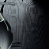 椅子付きの現代的なスタイルのソリッドブラックウッドダイニングテーブル