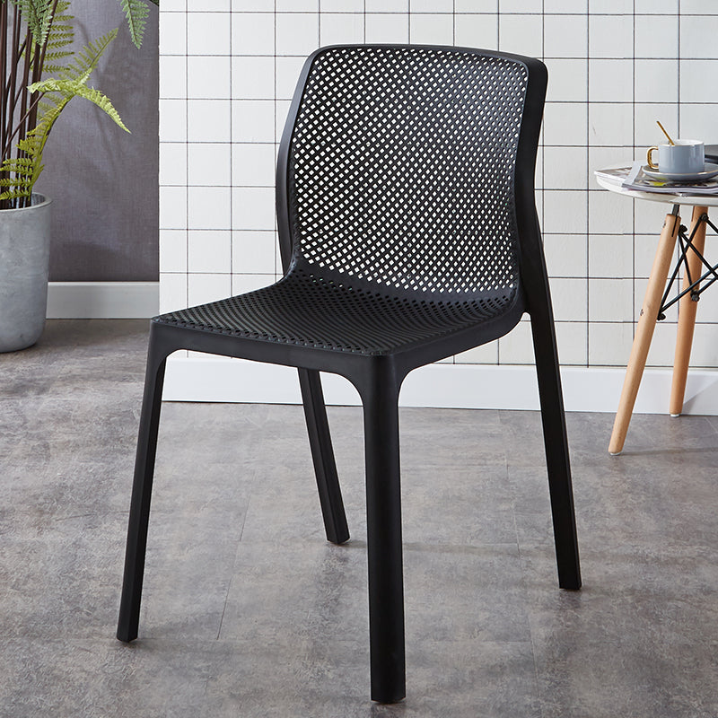 Contemporary Style Low Back Plastic Dining Side Chair for Home Use Black 1 Piece Clearhalo 'Dining Chairs' 'Dining Tables & Seating' 'dining_chair' 'furn' 'furn_dining_chair' 'Furniture' 'Kitchen & Dining Furniture' 7778371