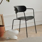 Hedendaagse stijl Open Back Plastic Dining Arm stoel met metalen benen voor thuis