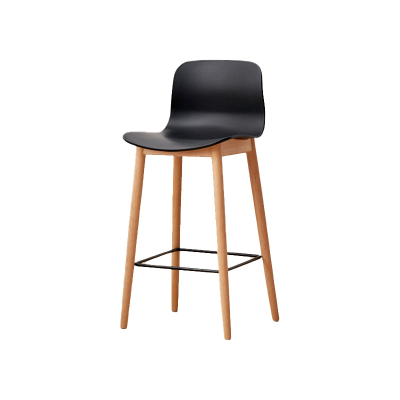 Tabouret de bar en plastique bas du style bas du style bas avec jambe en bois