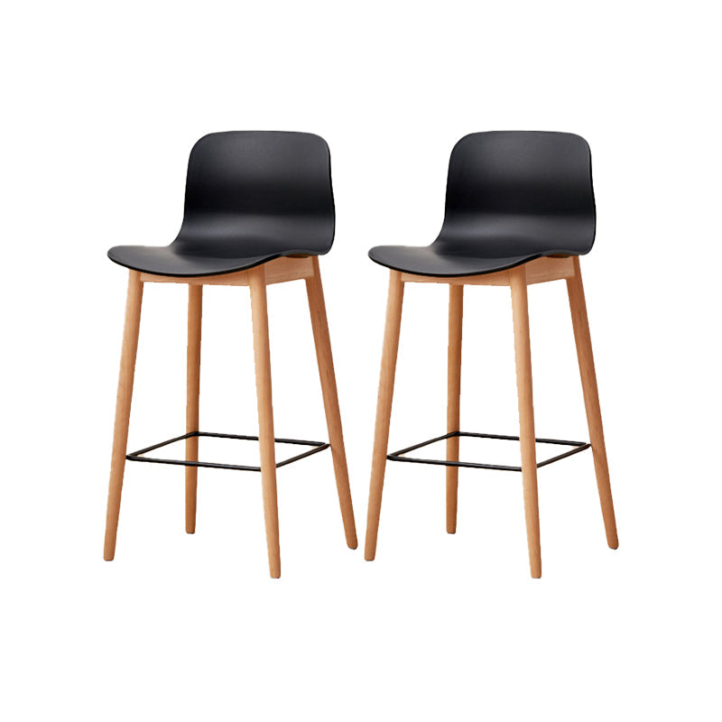 Tabouret de bar en plastique bas du style bas du style bas avec jambe en bois