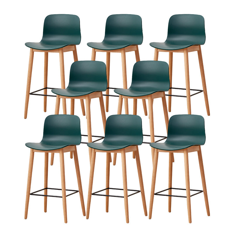 Tabouret de bar en plastique bas du style bas du style bas avec jambe en bois