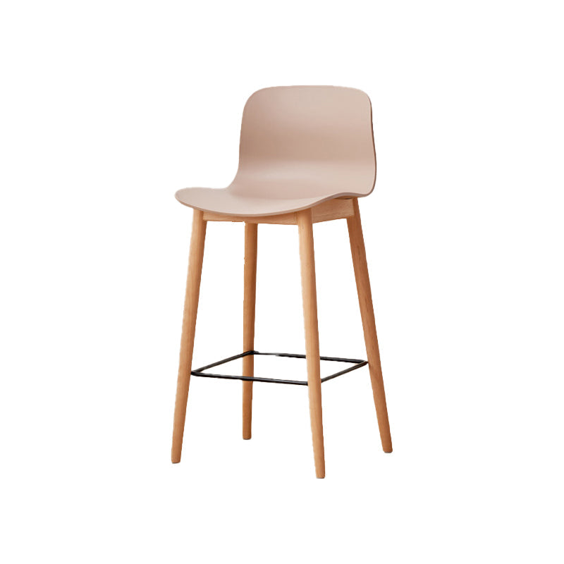 Tabouret de bar en plastique bas du style bas du style bas avec jambe en bois