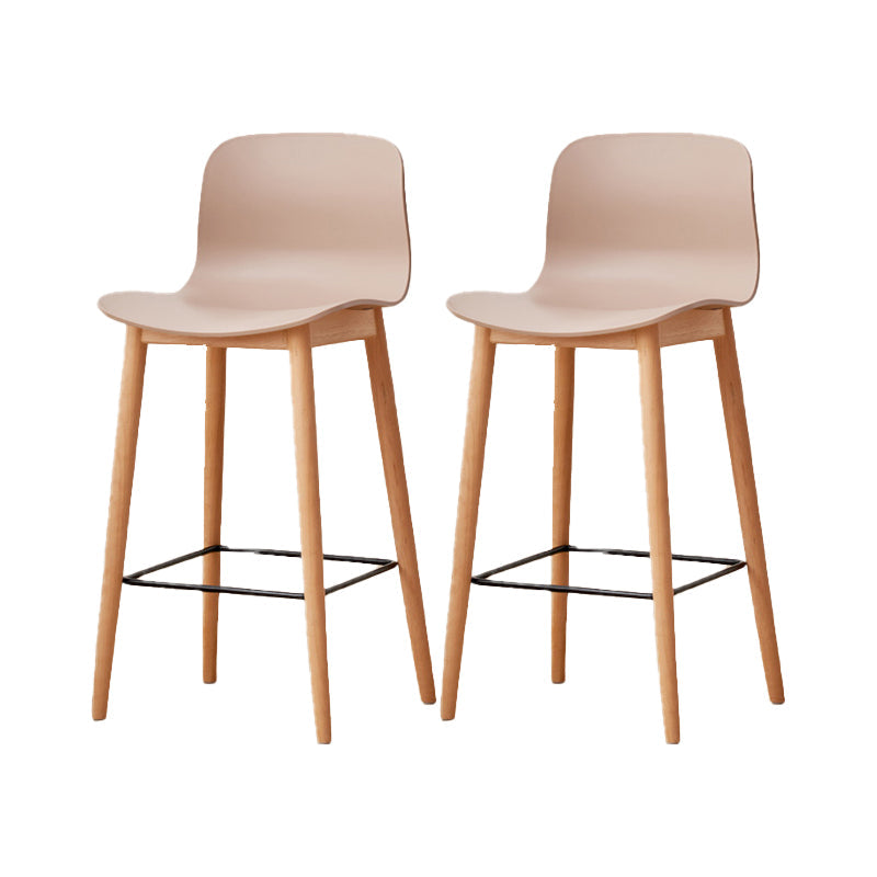 Tabouret de bar en plastique bas du style bas du style bas avec jambe en bois
