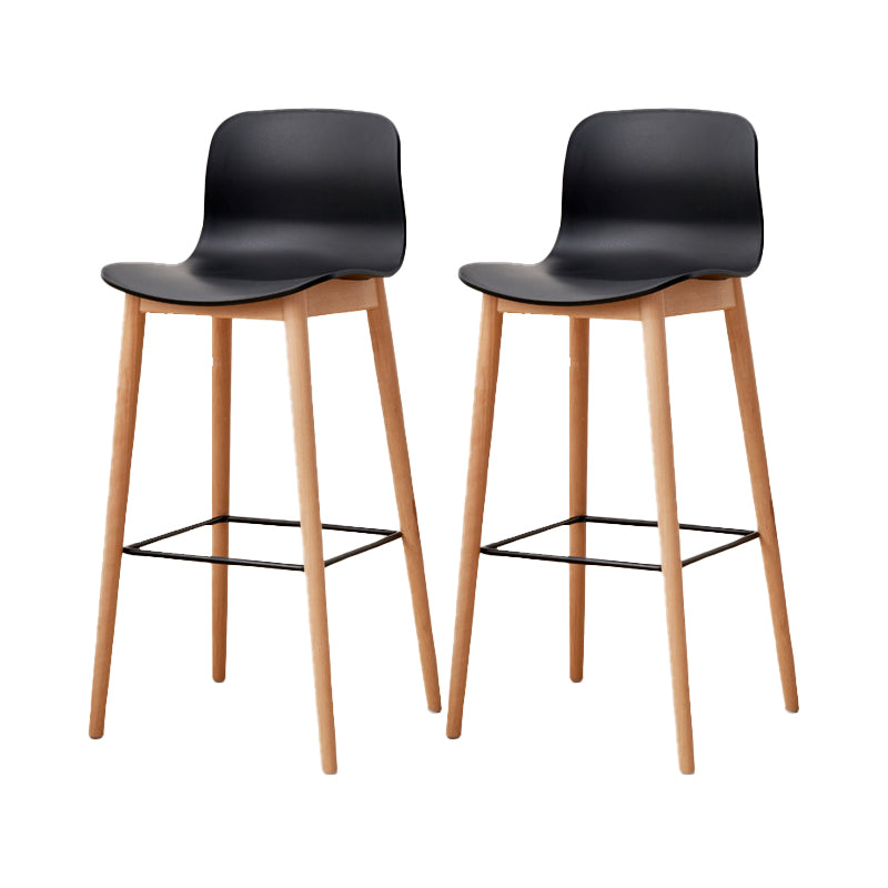 Tabouret de bar en plastique bas du style bas du style bas avec jambe en bois