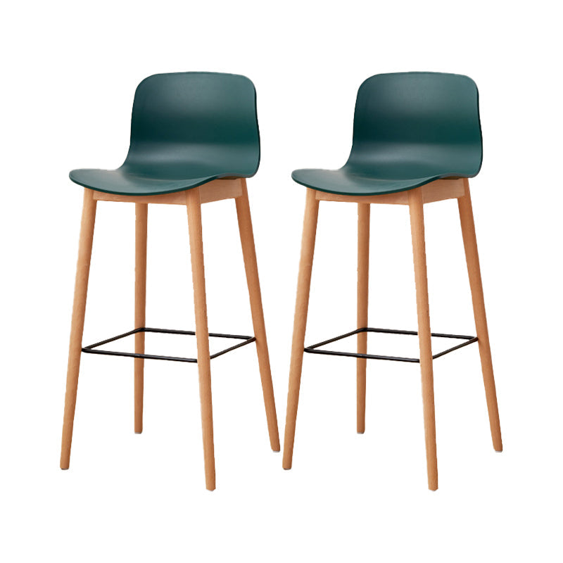 Tabouret de bar en plastique bas du style bas du style bas avec jambe en bois