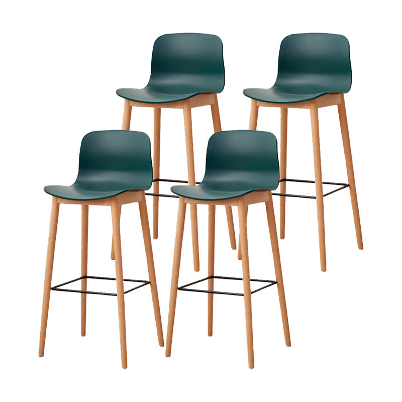 Tabouret de bar en plastique bas du style bas du style bas avec jambe en bois
