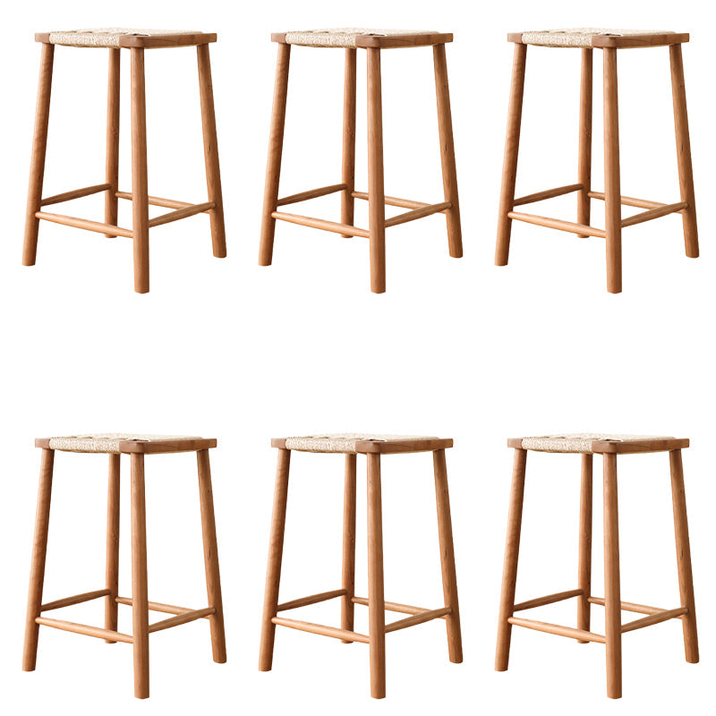 Sgabelli da bar senza schienale contemporaneo con base in legno massiccio ciliegia