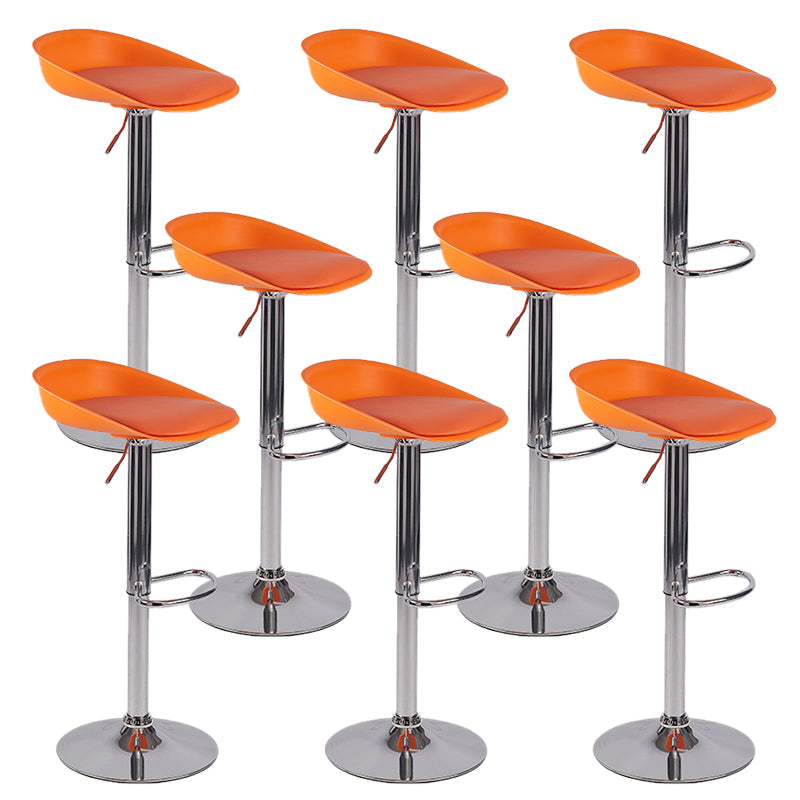 Sgabello da bar regolabile con schienale basso e regolabile in stile moderno con gambe in metallo