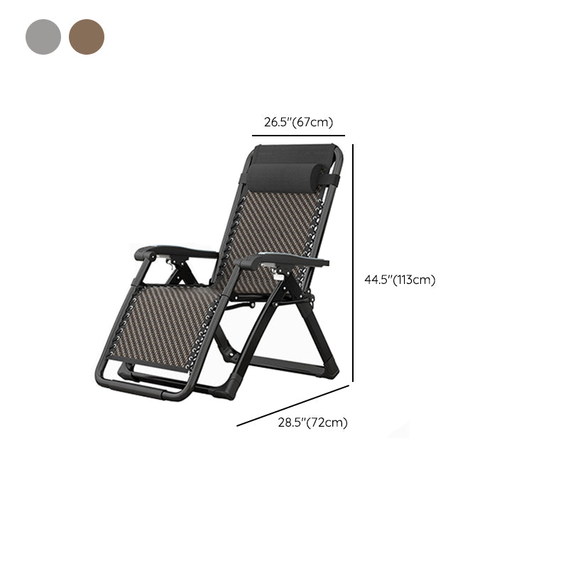 Sedia reclinabile in metallo contemporanea con armi e poggiatesta