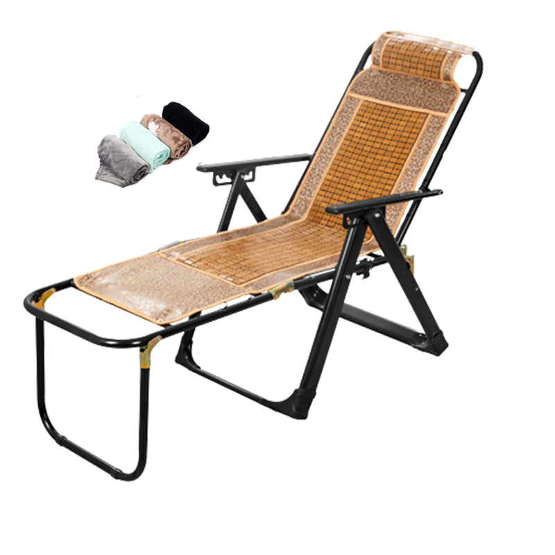 Zeitgenössische einzelne ergonimische Liege mit Beinen Metallmetallfarbe