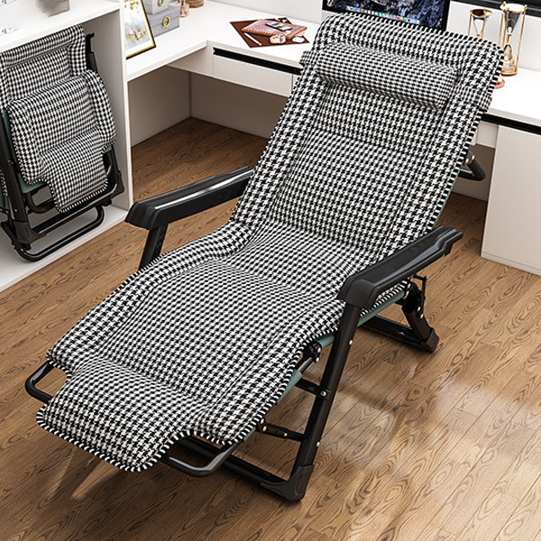 Ergonimic Recliner in Contemporary Black Metal Base with Tufted Back Clearhalo 'Chairs & Seating' 'furn' 'furn_recliners' 'Furniture' 'Living Room Furniture' 'Recliners' 7793127