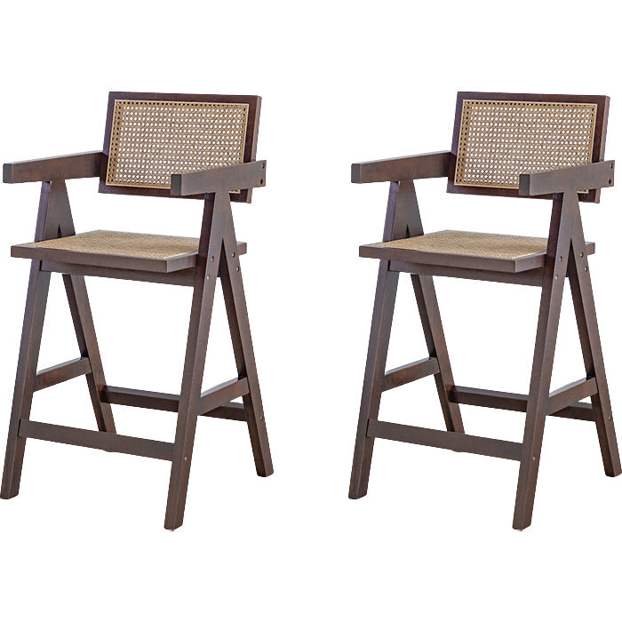 Eigentijdse lage rug vast hout gewapende barkruk met voetsteun