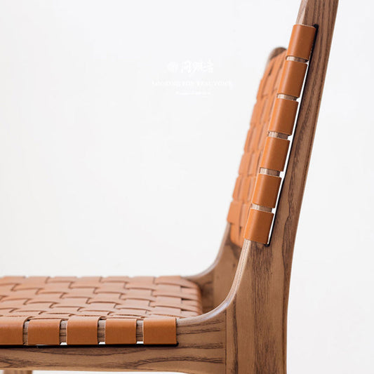 Silla de comedor con brazo sin brazo de cuero de madera sólida