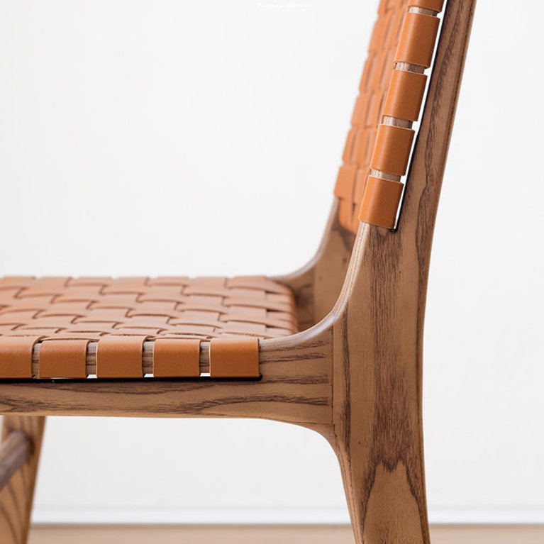 Piada da pranzo senza braccio contemporanea in legno in legno in legno massimo.