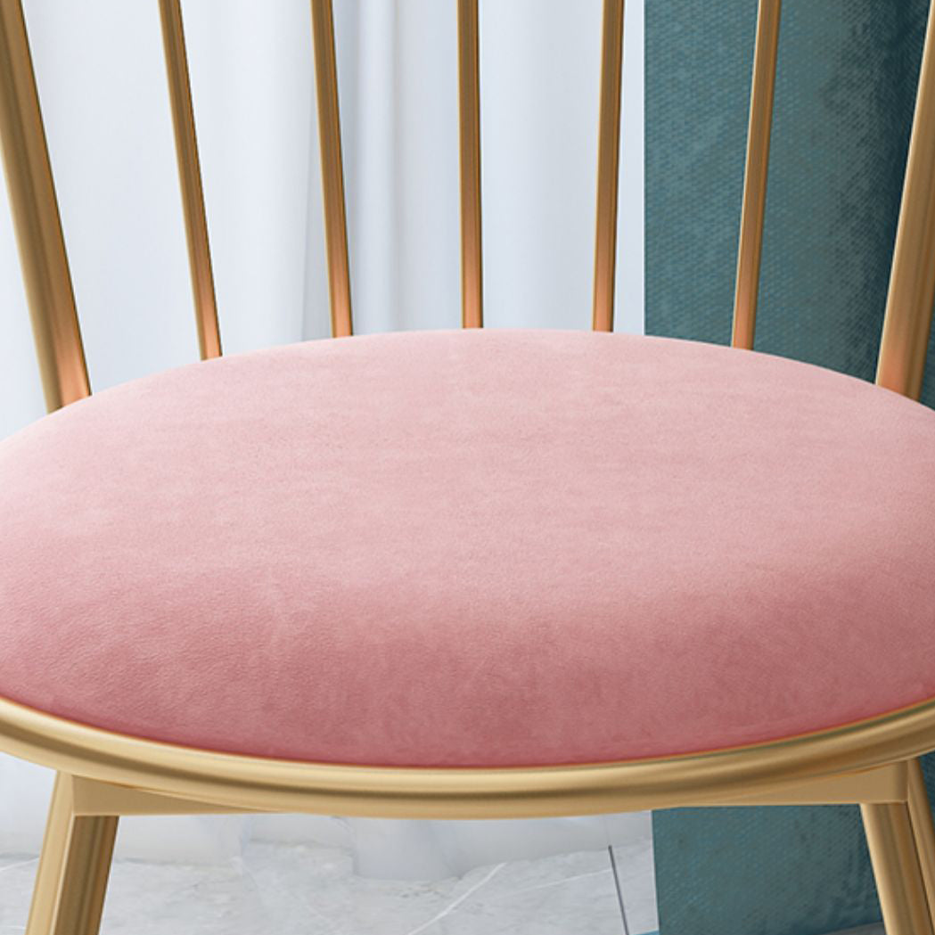 Silla de comedor de comedor lateral de patas de oro sin brazo tapizado glamoroso