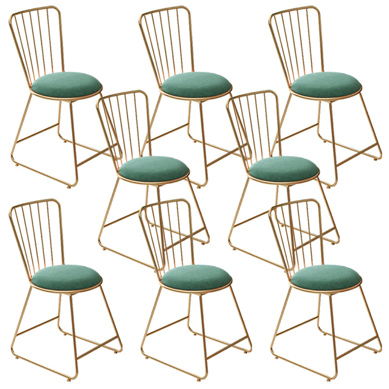 Silla de comedor de comedor lateral de patas de oro sin brazo tapizado glamoroso