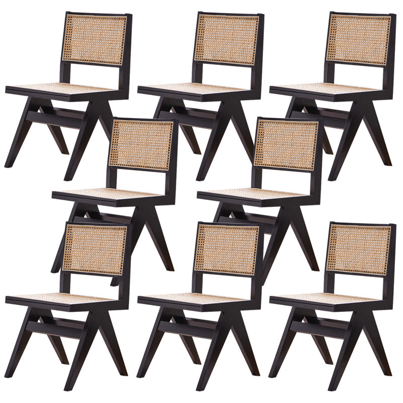 Silla de comedor del lado de madera maciza de interior contemporáneo