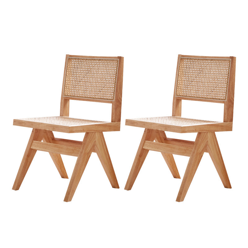 Silla de comedor del lado de madera maciza de interior contemporáneo