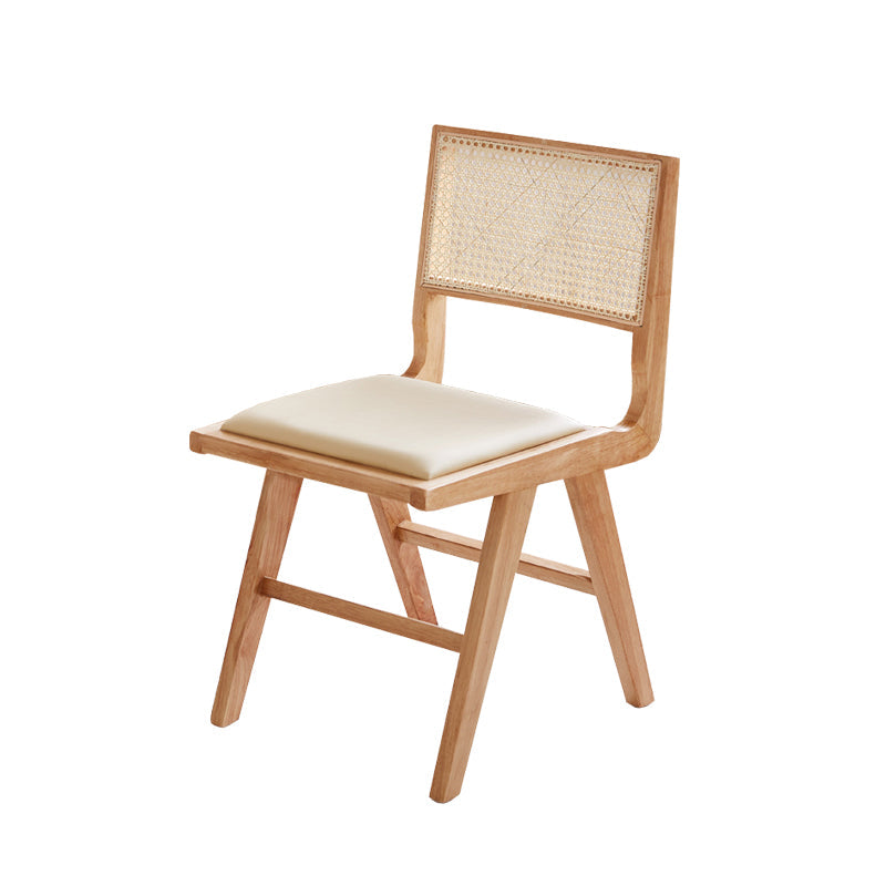 Silla de comedor del lado de madera maciza de interior contemporáneo