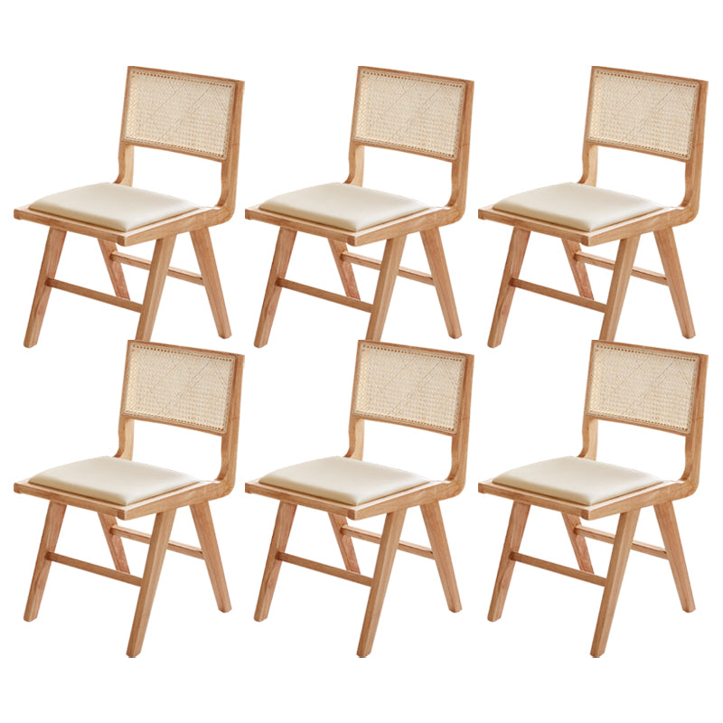 Silla de comedor del lado de madera maciza de interior contemporáneo