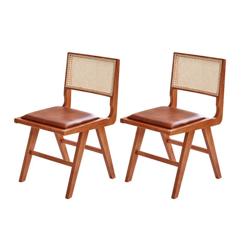 Silla de comedor del lado de madera maciza de interior contemporáneo