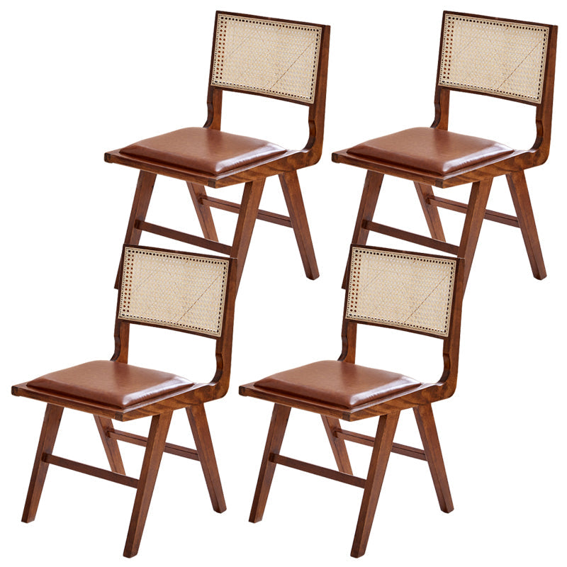 Silla de comedor del lado de madera maciza de interior contemporáneo