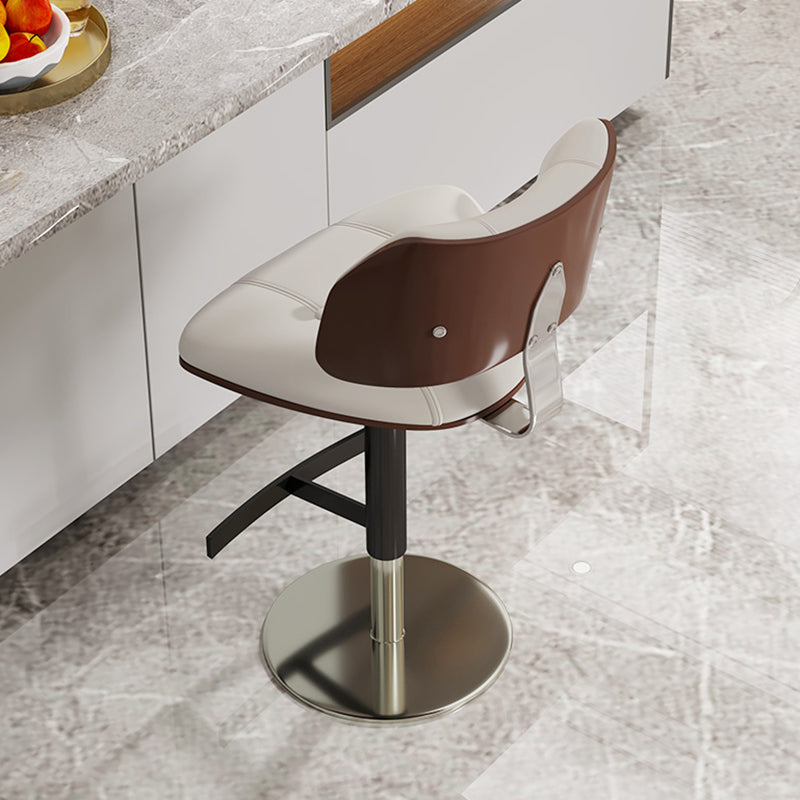 Tabouret de comptoir de randonnée de barre de métal de style glam pour le salon