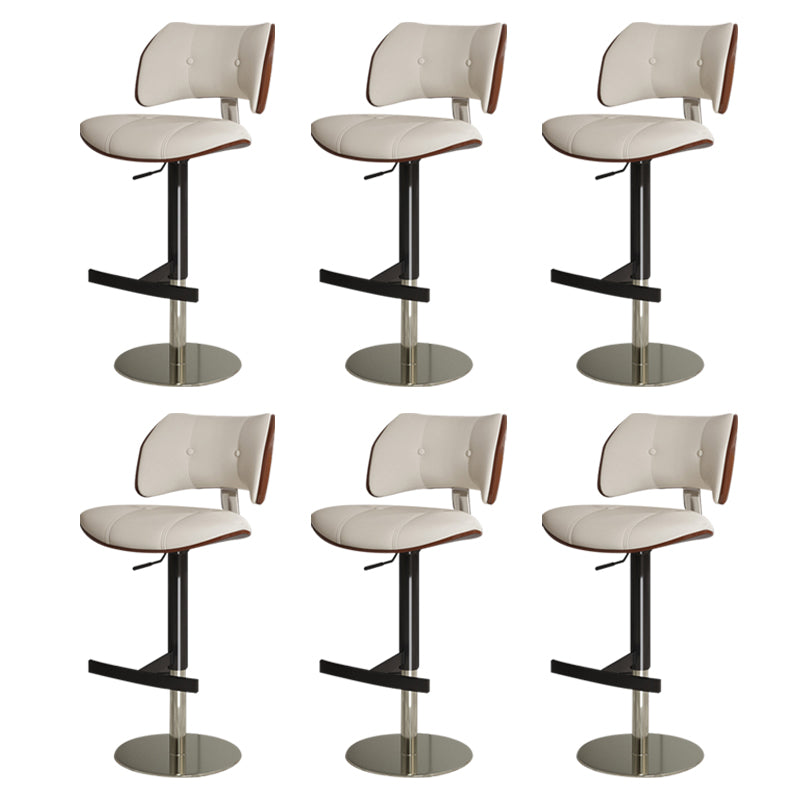 Tabouret de comptoir de randonnée de barre de métal de style glam pour le salon