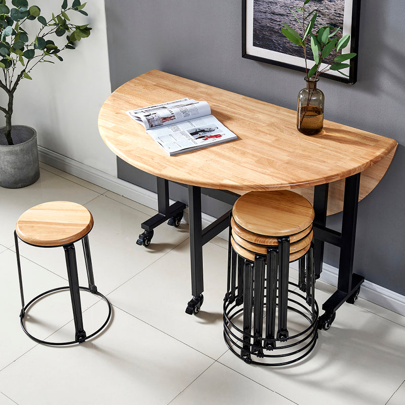 Modern Style Round Solid Wood Dining Table in Natural Color for Dining Room Clearhalo 'Dining Tables & Seating' 'Dining Tables' 'dining_table' 'furn' 'furn_dining_table' 'Furniture' 'Kitchen & Dining Furniture' 7807737