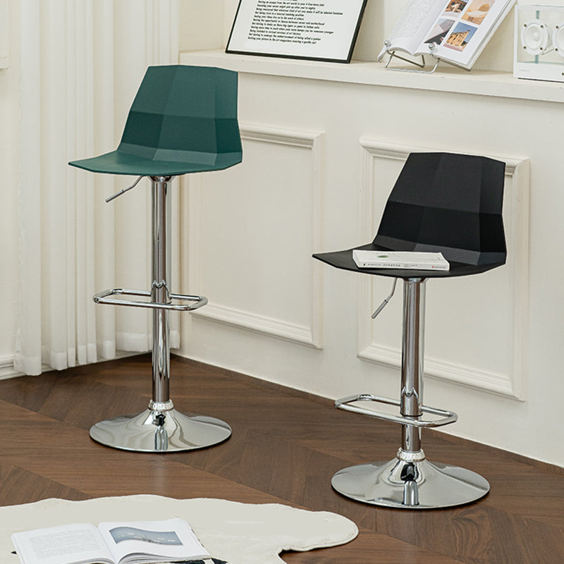 Taburete de bar ajustable de plástico estilo moderno con patas de metal