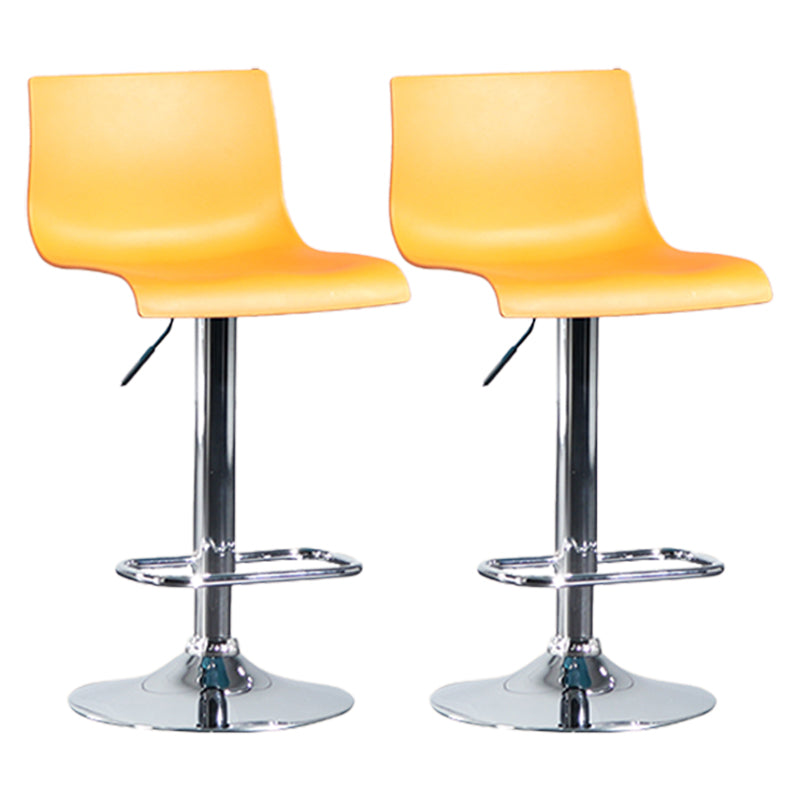 Taburete de bar ajustable de plástico estilo moderno con patas de metal