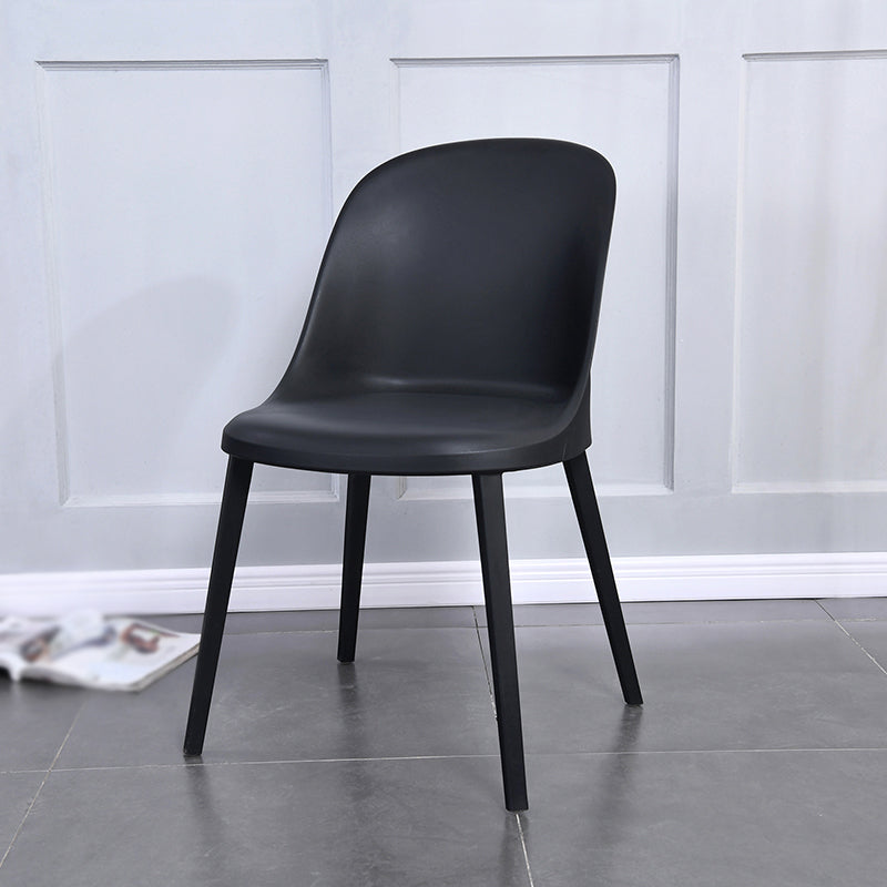 Sedia laterale semplice moderna sedia da pranzo in plastica per sala da pranzo