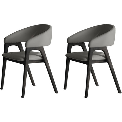 Open rugarm gestoffeerd en massief houten dineren accentstoel