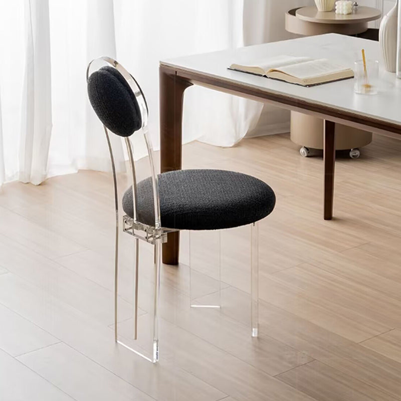 Sedie da pranzo e accento imbottite contemporanee e in plastica