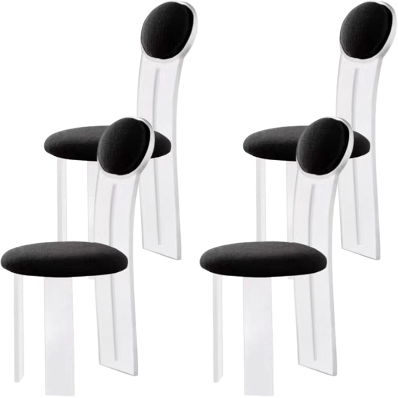 Sedie da pranzo e accento imbottite contemporanee e in plastica