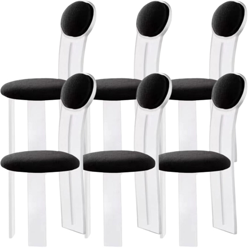 Sedie da pranzo e accento imbottite contemporanee e in plastica