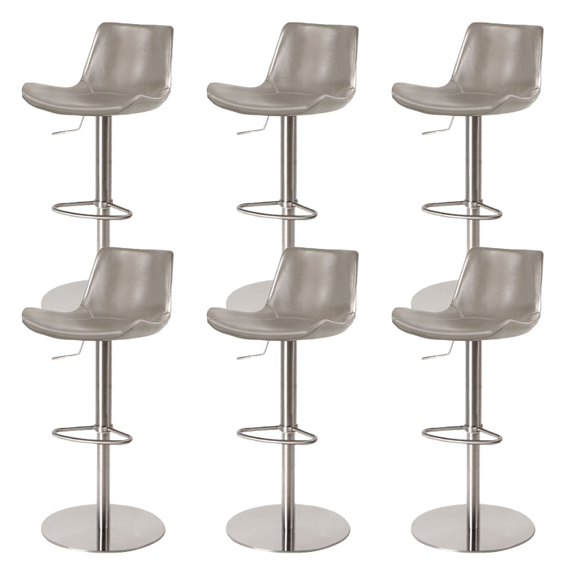Taburete de bar de cuero giratorio de altura ajustable contemporáneo con reposapiés