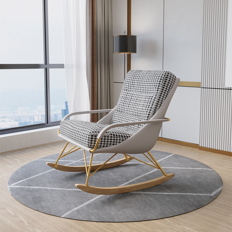 Sedia a dondolo divano asilo nido interno sedia a dondolo in stile glam con pouf