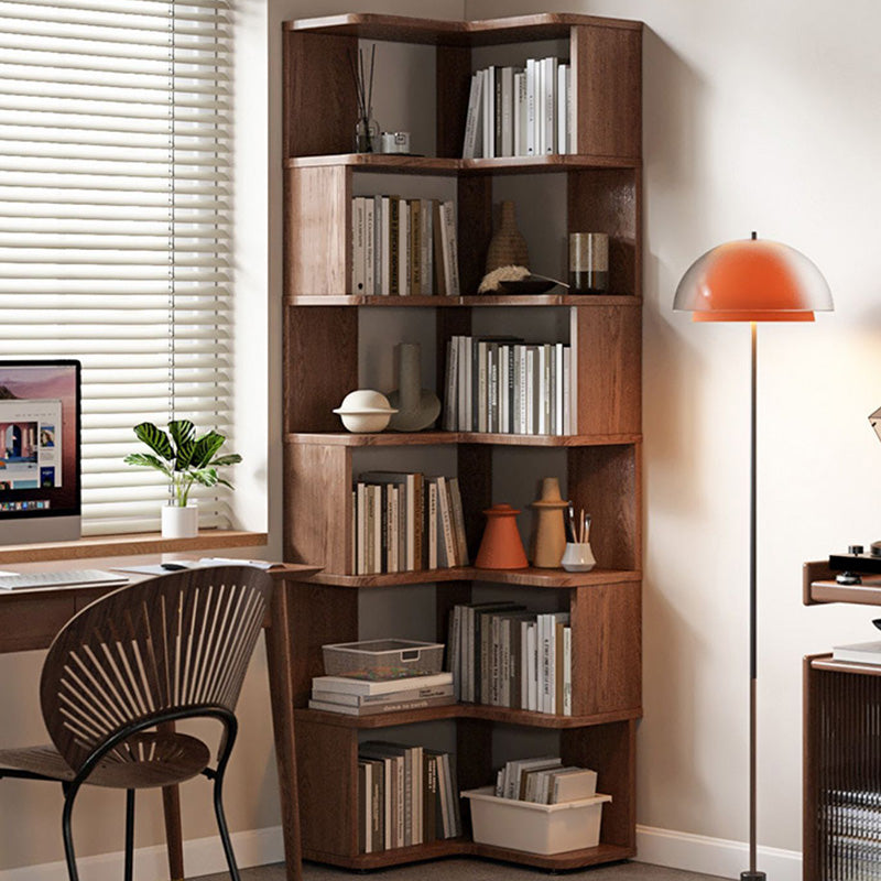 Libreria scandinavana aperta con scaffali per l'home office
