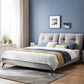 Letto standard grigio da 40,55 "con materasso con headboard rivestito