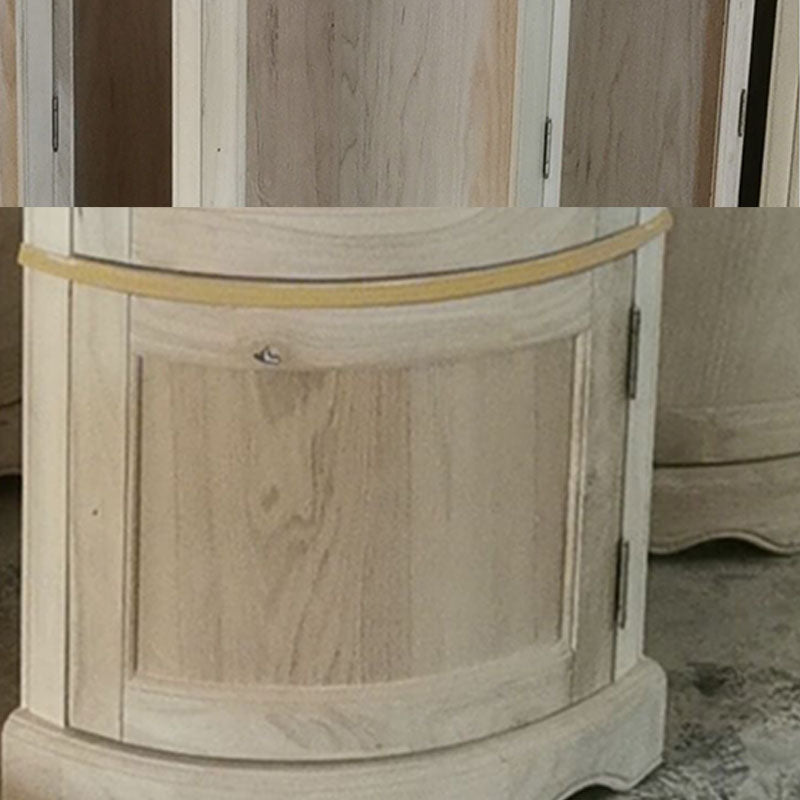 Accente di accento rustico angolare in legno in legno in vetro con porte