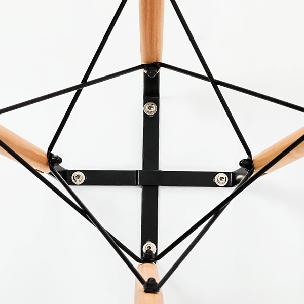 Wit en zwart moderne ronde eettafel met 4 massief houten voet