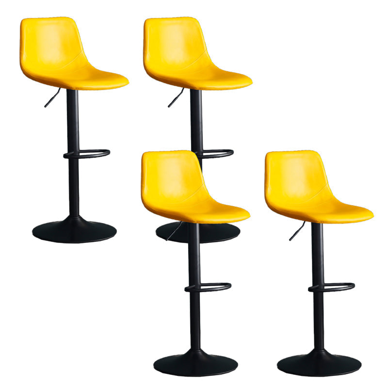 Sgabello bar senza braccio senza braccio girevole ad altezza regolabile con base in metallo nero