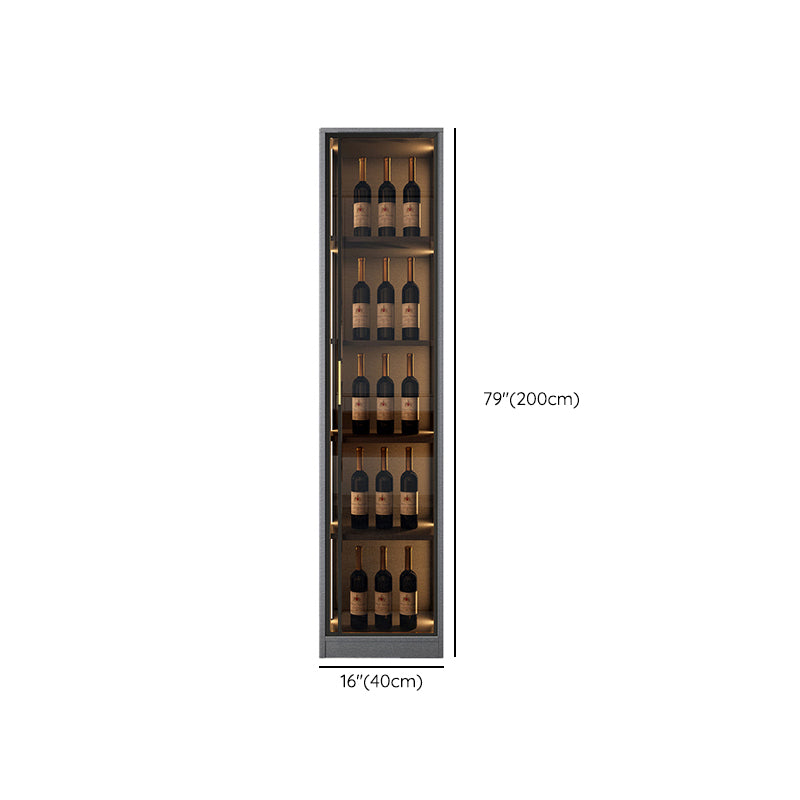 保管棚付きの現代的な自立型の木製ワインボトルホルダー