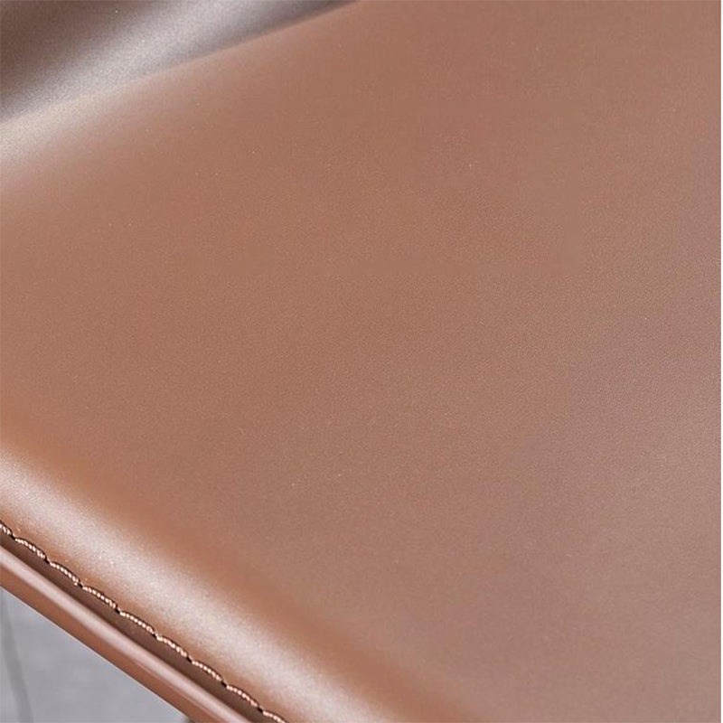 Sgabello industriale da 39 "in altezza con cuscino in pelle