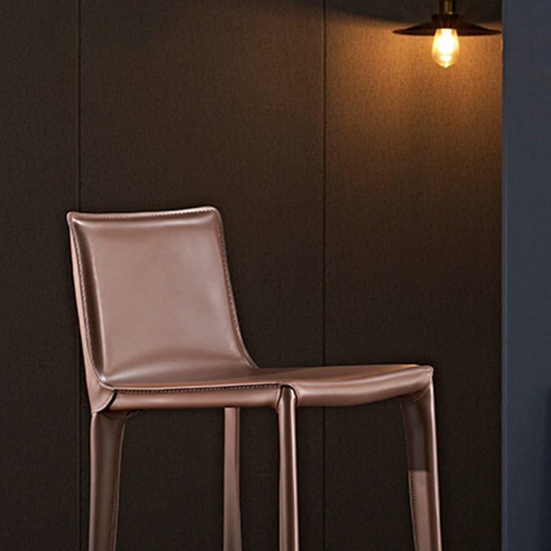 Sgabello industriale da 39 "in altezza con cuscino in pelle