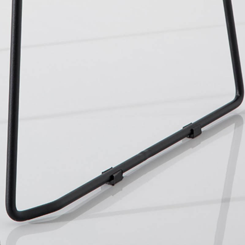 クッションと金属ベースを備えたモダンスタイルのバックレストカウンタースツール