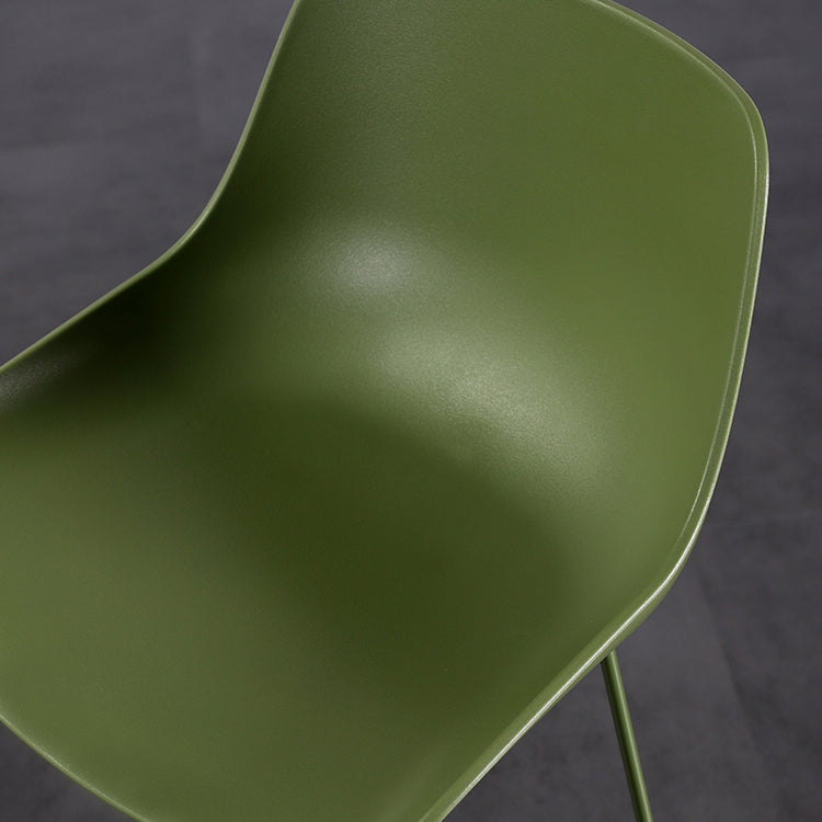 Taburete de barra sin brazo de plástico de plástico contemporáneo con base de metal