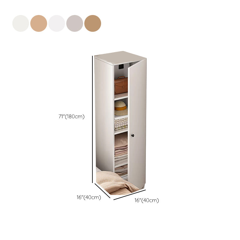 Armadio di guardaroba per la casa autoportante contemporaneo Armade ingegnerizzato